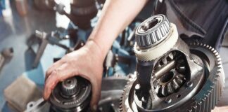Get the Reputed Service on Truck Transmission Repair Reputed Service on Truck Transmission Repair
