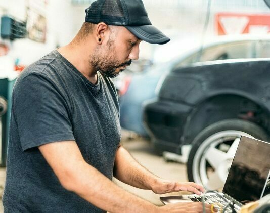 How to Find the Right Replacement Parts for Your Car Right Replacement Parts for Your Car